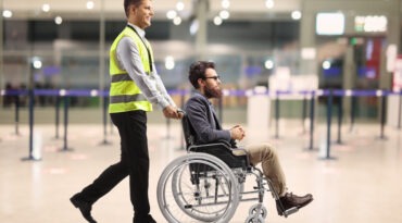 Accompagnateur(rice) de passagers à mobilité réduite 1